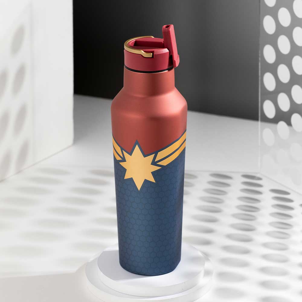 sale-marvel-sport-canteen-o7 c5b45acd9813--captain-marvel-sport-canteen-lifestyle-1.jpg